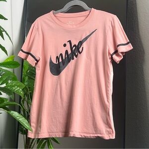 Nike - Light Pink Tee